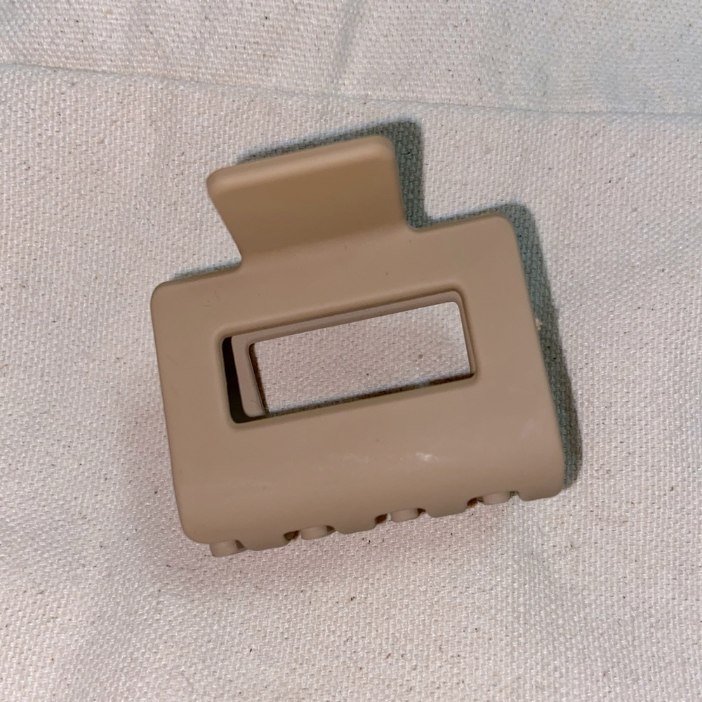 Hair clip